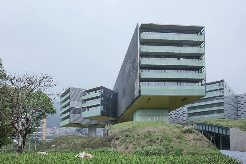 萬科企業(yè)向揚子采購4臺S11鋰電款掃地機